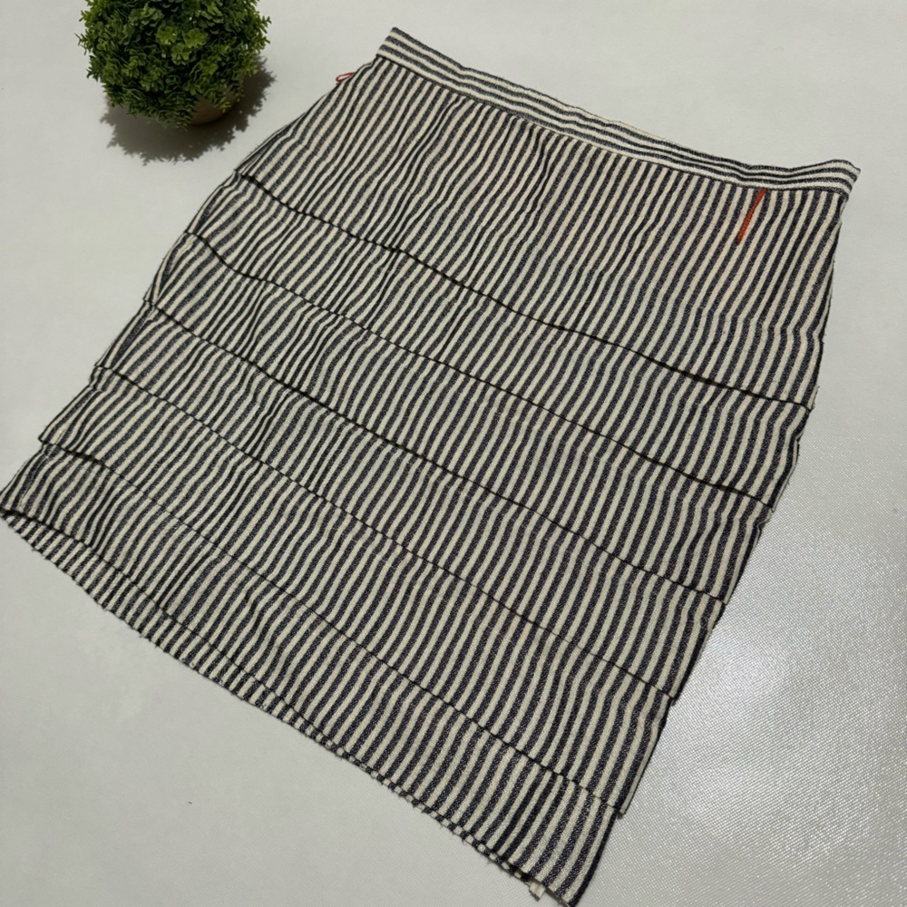 Eva Franco Striped Ruffle Tiered Pencil Skirt Women’s Size‎ 10
